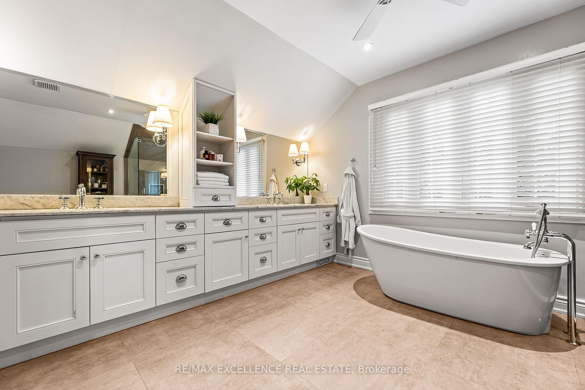 Photo 33 of 2446 Hammond Road, Mississauga, Sheridan — HOMEH