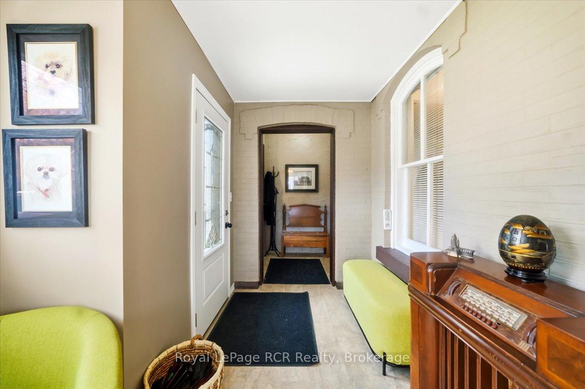 Photo 3 of 271 7th Street E, Owen Sound — HOMEH