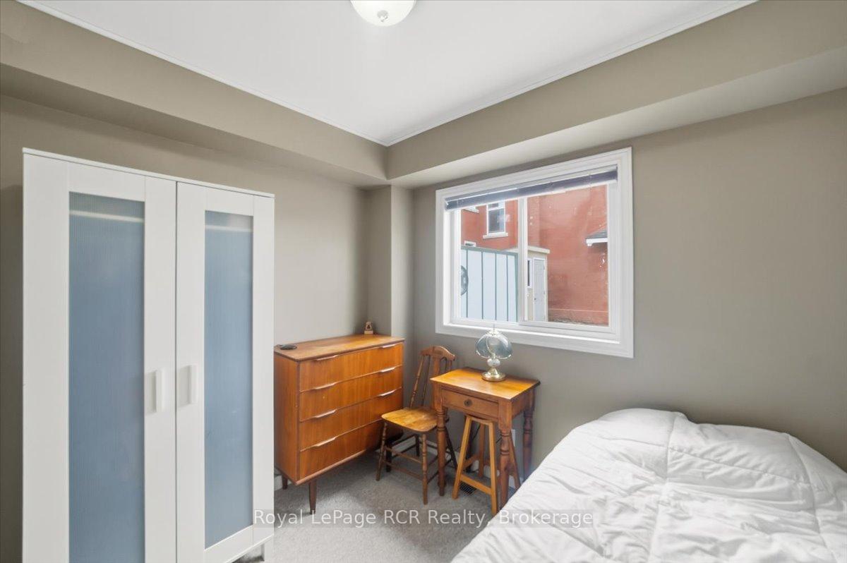 Photo 13 of 271 7th Street E, Owen Sound — HOMEH