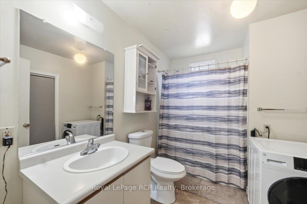 Photo 32 of 271 7th Street E, Owen Sound — HOMEH