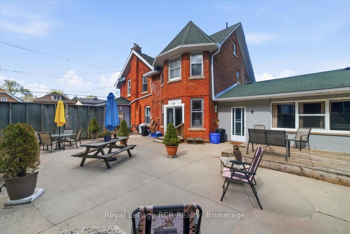 Photo 33 of 271 7th Street E, Owen Sound — HOMEH