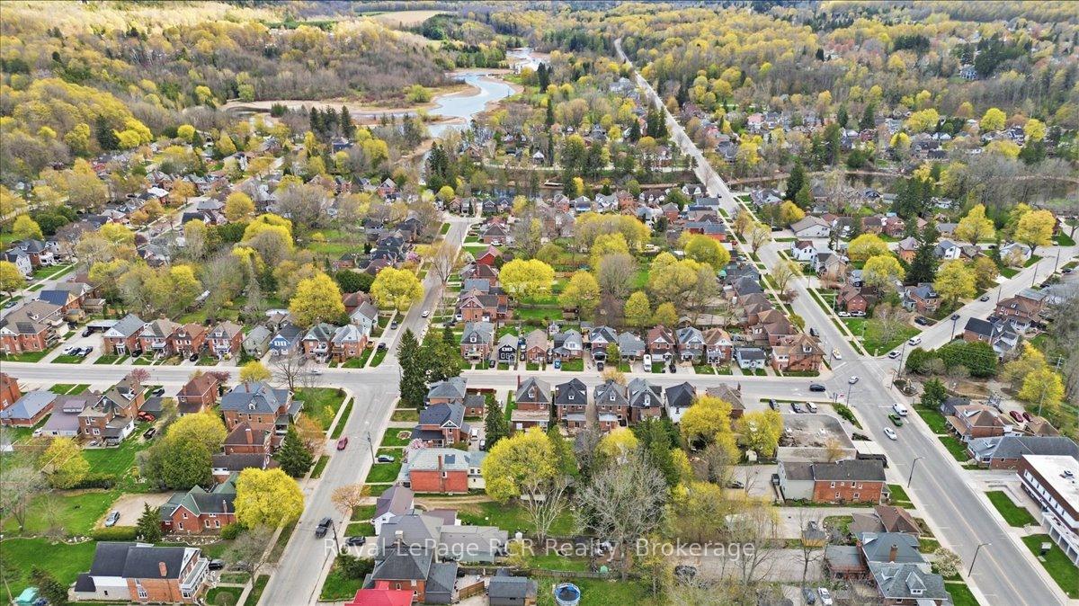 Photo 36 of 271 7th Street E, Owen Sound — HOMEH