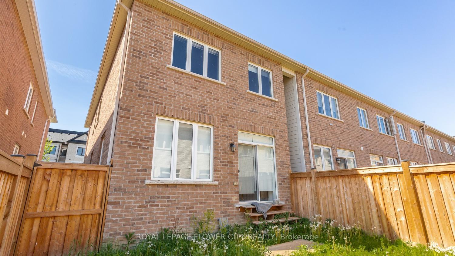 Photo 35 of 29 Backwater Trail, Brampton, Northwest Brampton — HOMEH