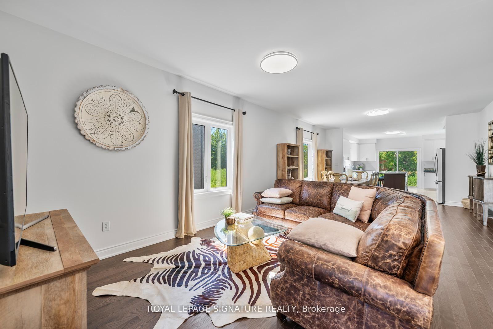 Photo 10 of 8 Misty Ridge Road, Wasaga Beach — HOMEH