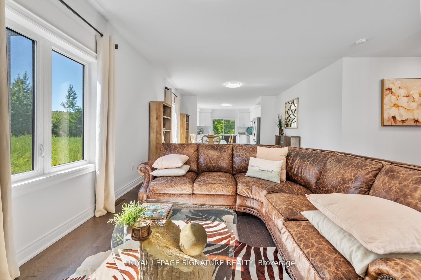 Photo 11 of 8 Misty Ridge Road, Wasaga Beach — HOMEH