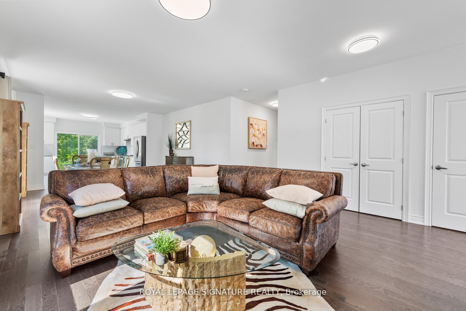 Photo 12 of 8 Misty Ridge Road, Wasaga Beach — HOMEH