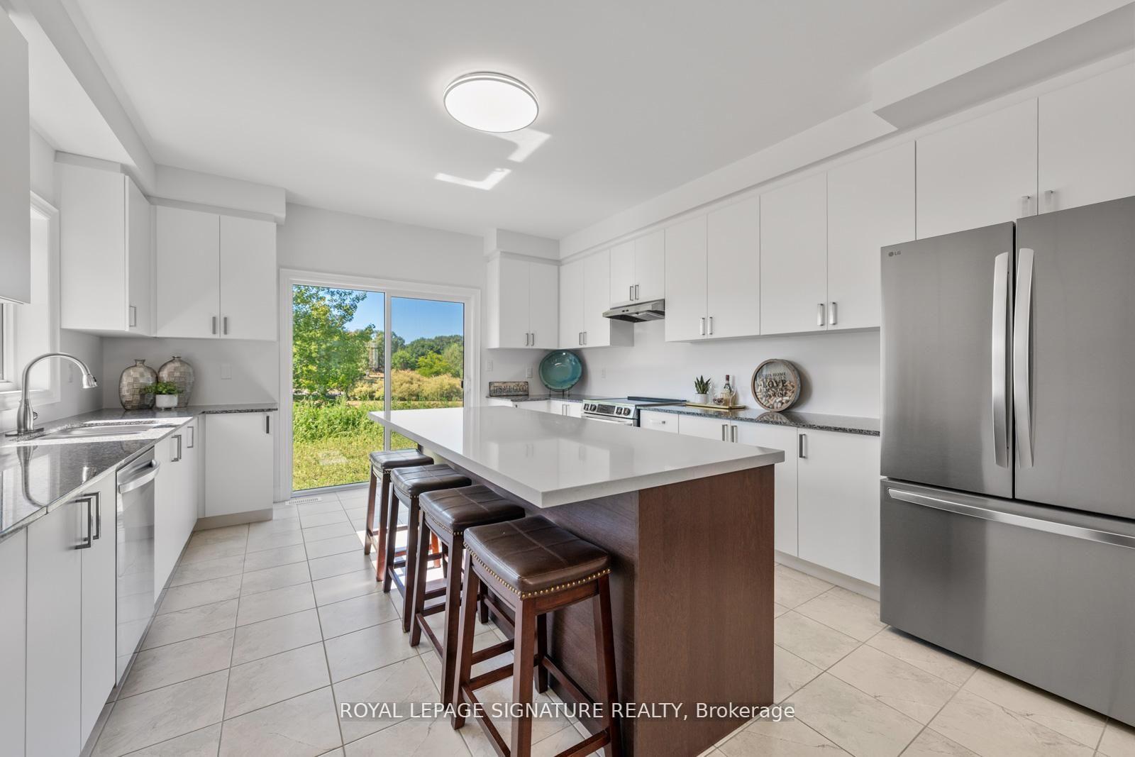 Photo 19 of 8 Misty Ridge Road, Wasaga Beach — HOMEH