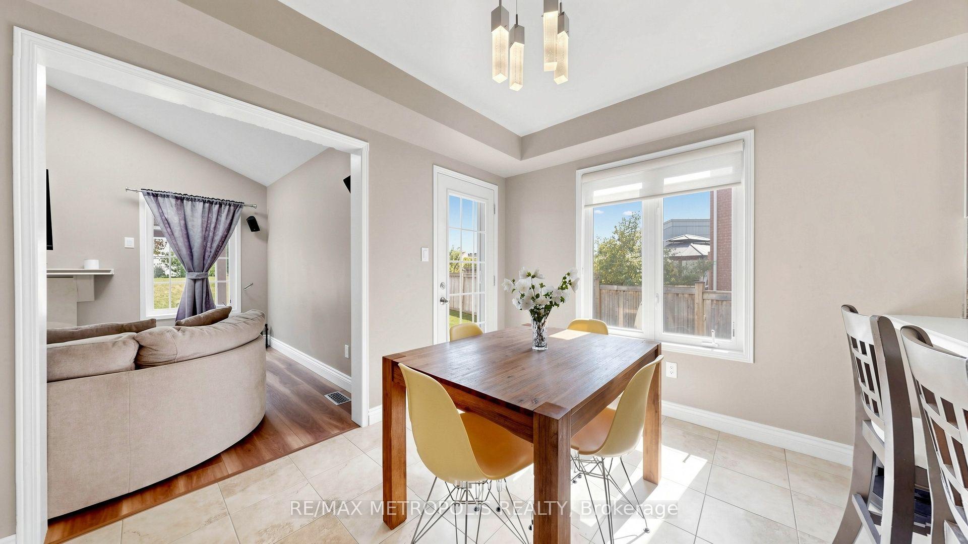 Photo 7 of 762 Mccue Drive, Oshawa, Taunton — HOMEH