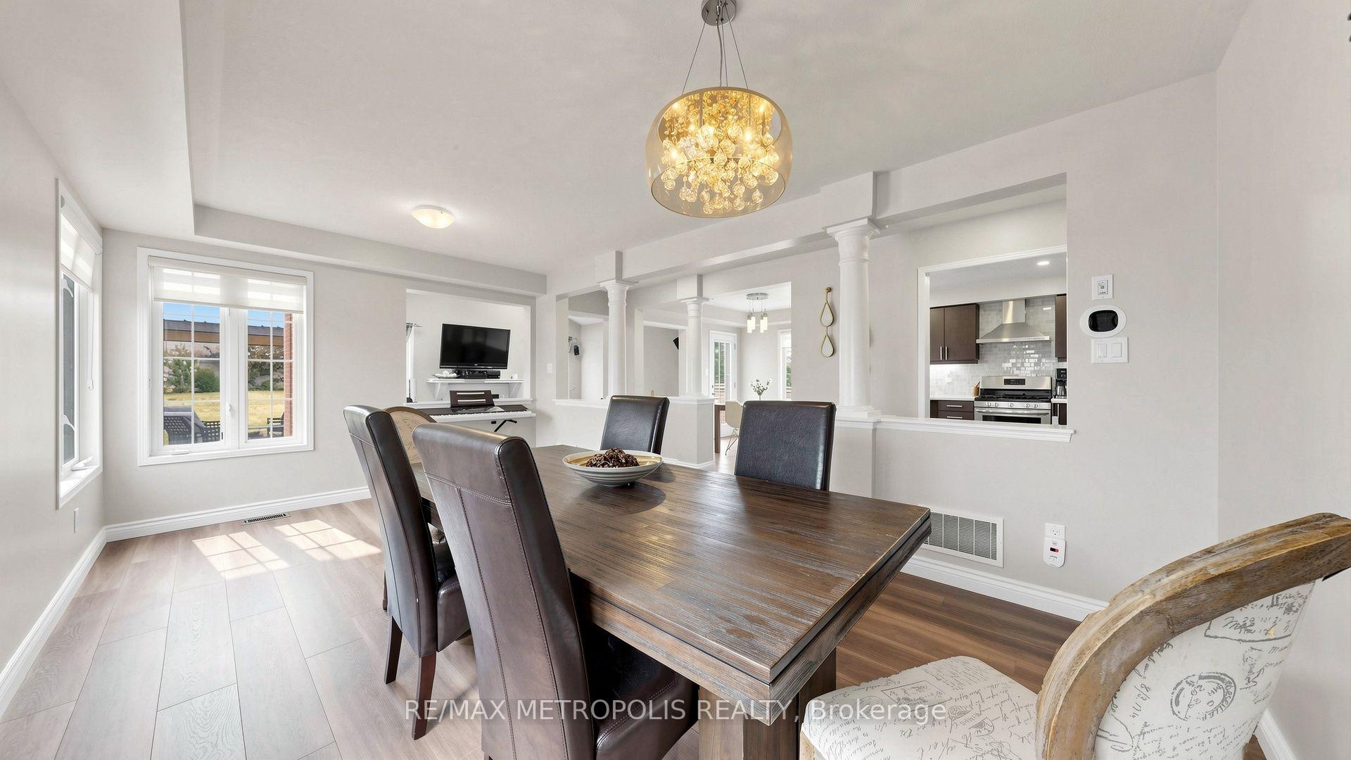 Photo 12 of 762 Mccue Drive, Oshawa, Taunton — HOMEH