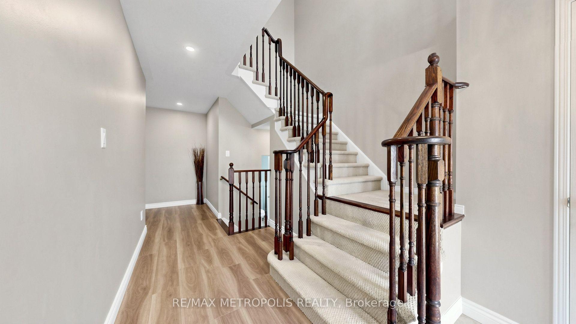 Photo 15 of 762 Mccue Drive, Oshawa, Taunton — HOMEH