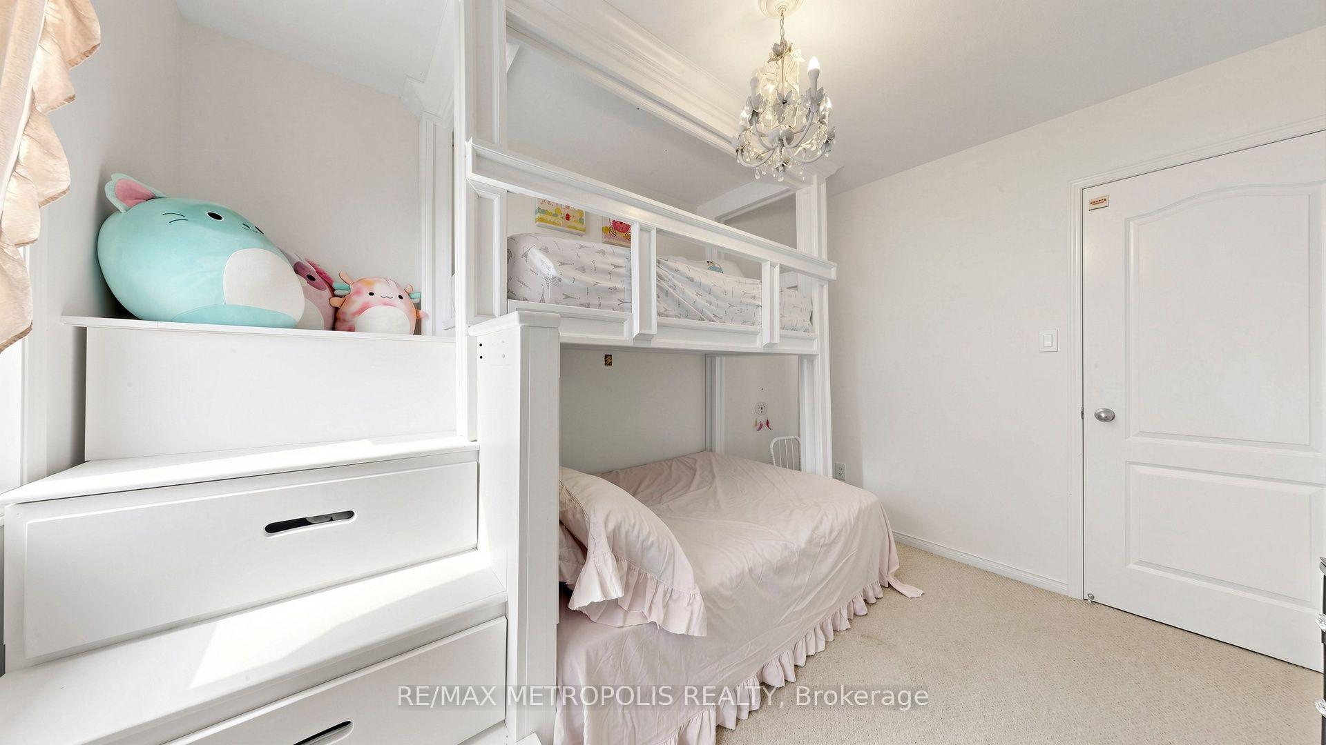 Photo 25 of 762 Mccue Drive, Oshawa, Taunton — HOMEH
