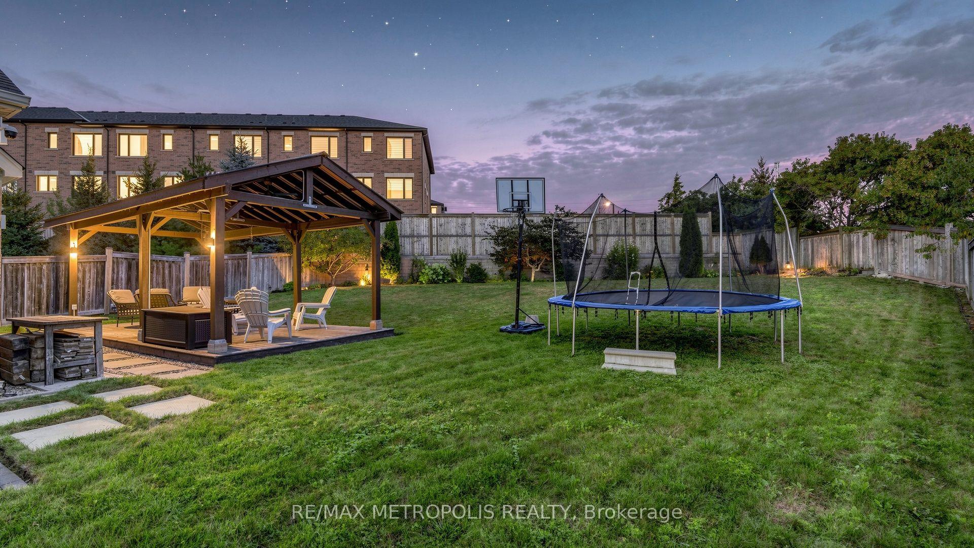 Photo 37 of 762 Mccue Drive, Oshawa, Taunton — HOMEH