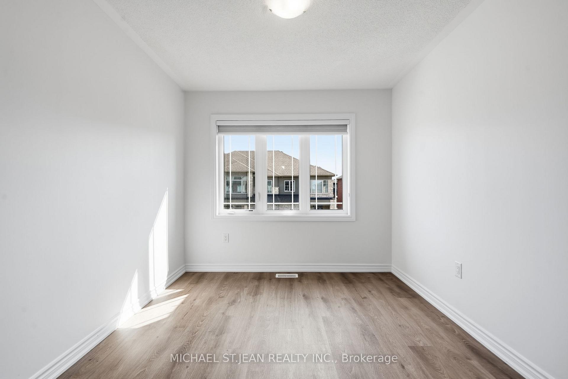Photo 45 of 20 Admiral Road, Welland, Hwy 406/Welland — HOMEH