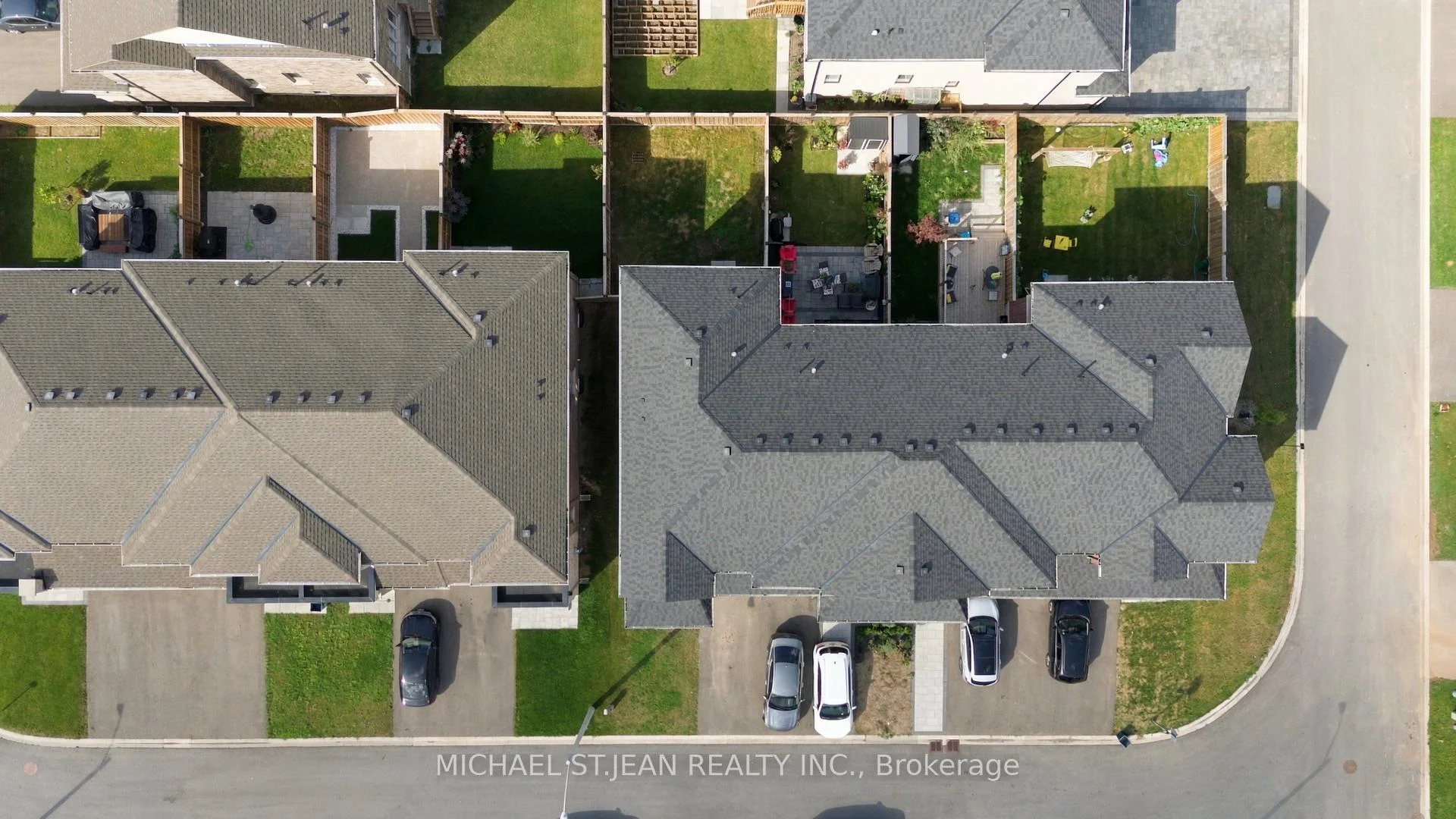 Photo 12 of 20 Admiral Road, Welland, Hwy 406/Welland — HOMEH