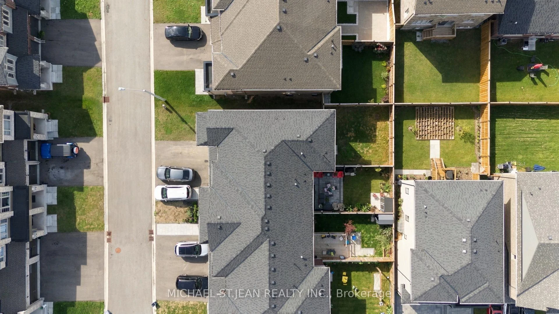 Photo 14 of 20 Admiral Road, Welland, Hwy 406/Welland — HOMEH