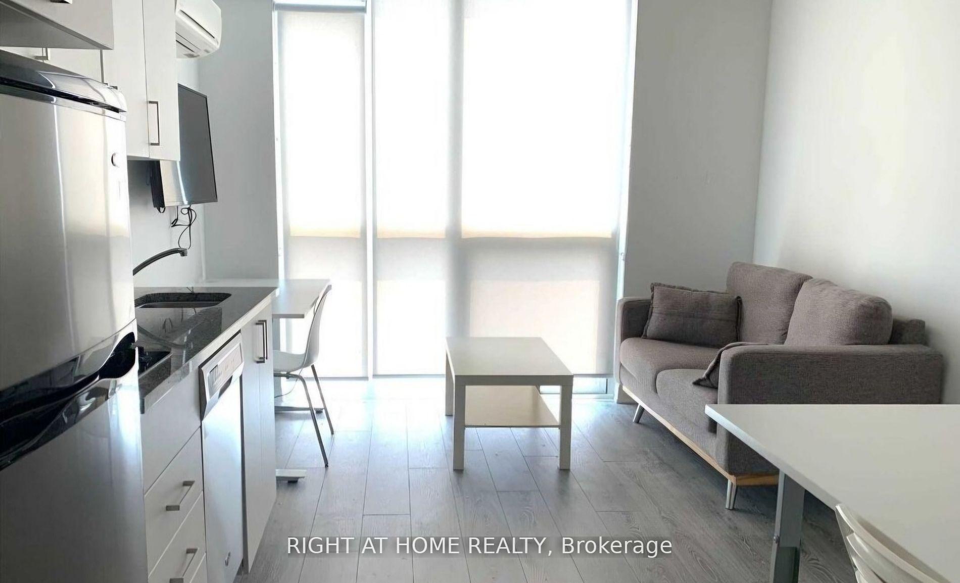 Photo 2 of Unit 816, 1900 Simcoe Street N, Oshawa, Samac — HOMEH