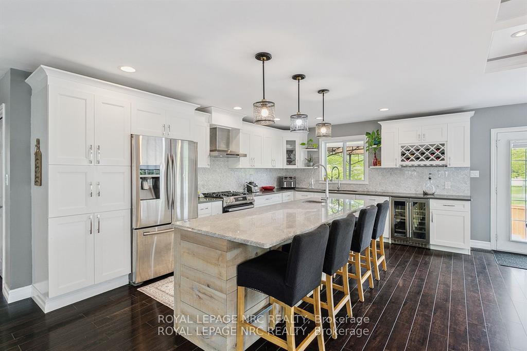 Photo 9 of 5240 Marcel Crescent, Niagara Falls, Morrison — HOMEH