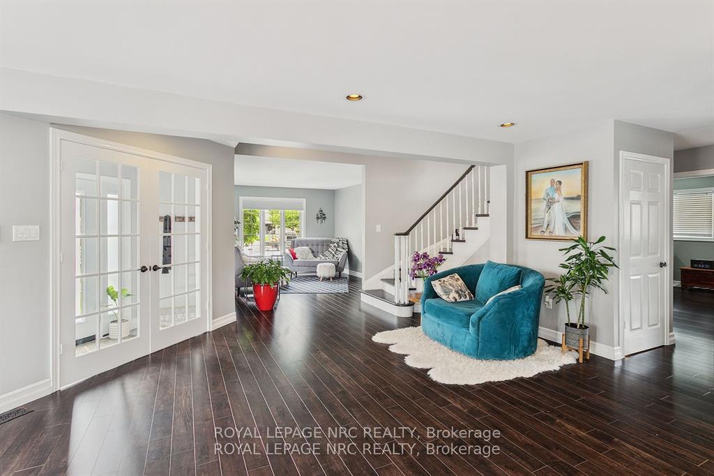 Photo 14 of 5240 Marcel Crescent, Niagara Falls, Morrison — HOMEH