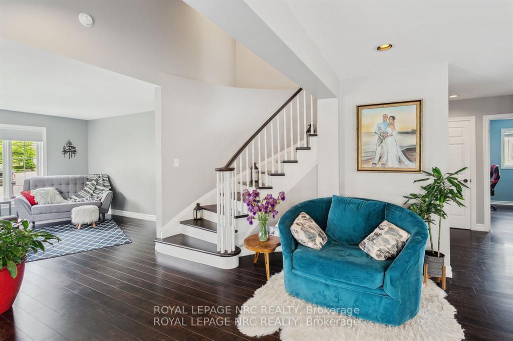 Photo 15 of 5240 Marcel Crescent, Niagara Falls, Morrison — HOMEH
