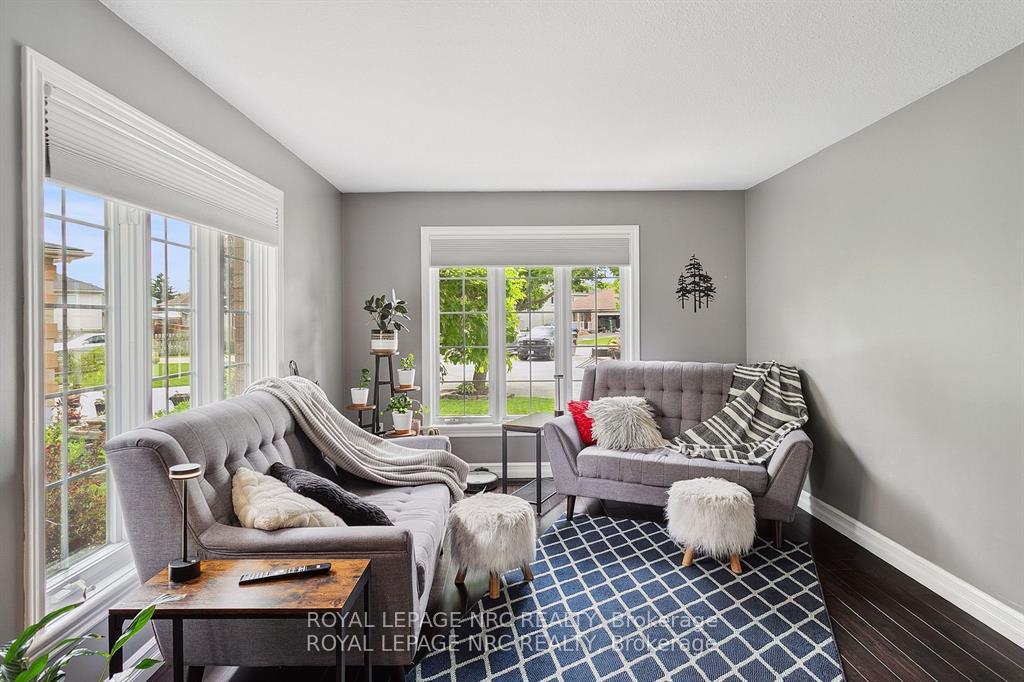 Photo 17 of 5240 Marcel Crescent, Niagara Falls, Morrison — HOMEH