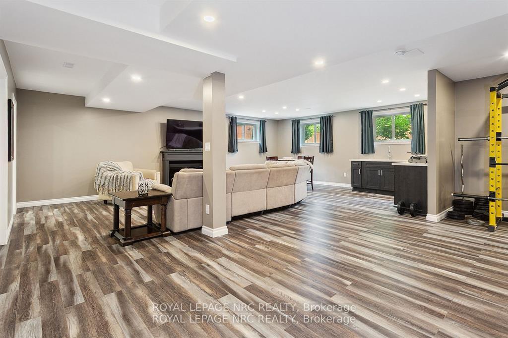 Photo 32 of 5240 Marcel Crescent, Niagara Falls, Morrison — HOMEH