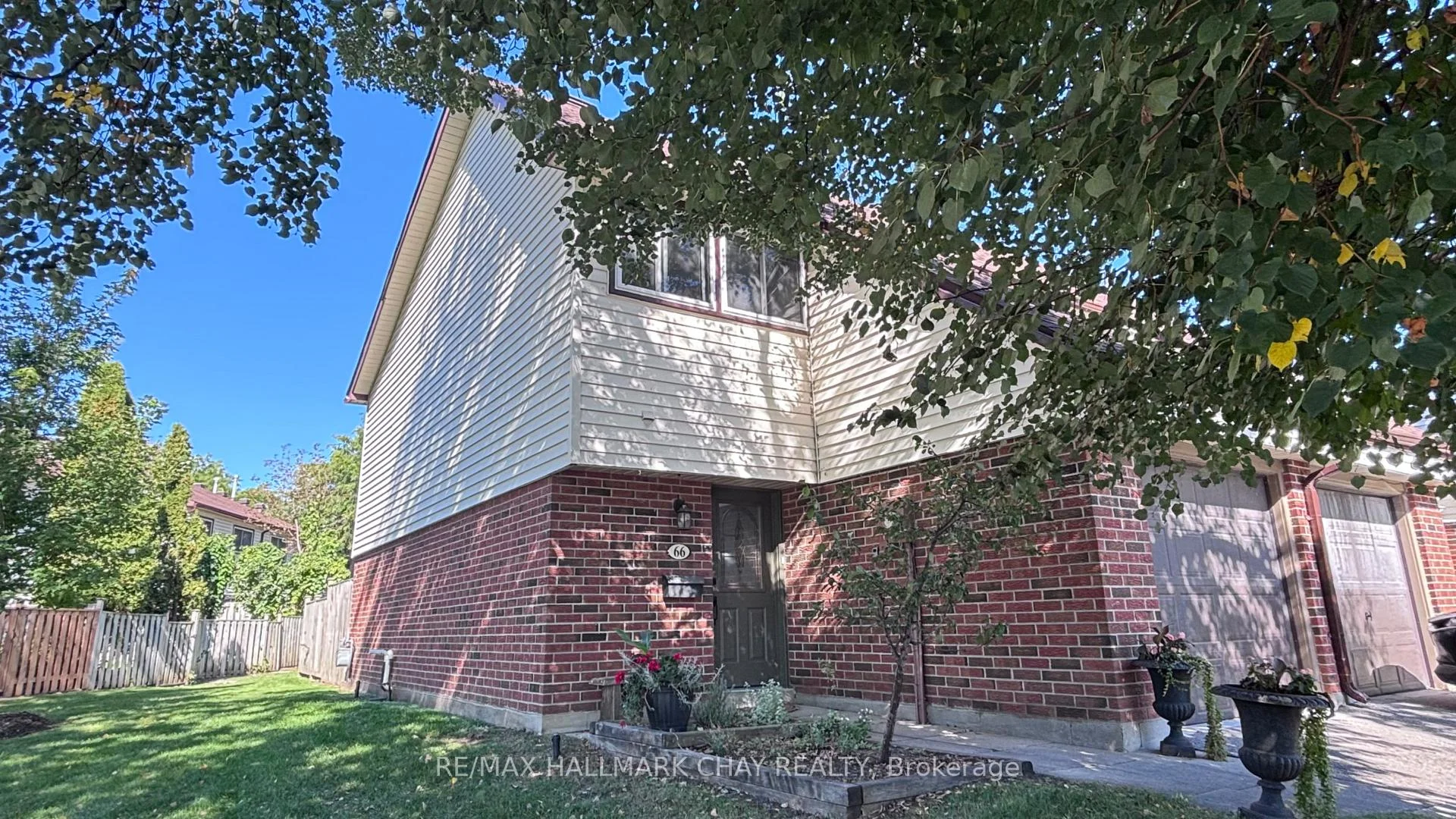 Photo 3 of Unit 66, 28 Donald Street, Barrie, Queen's Park — HOMEH