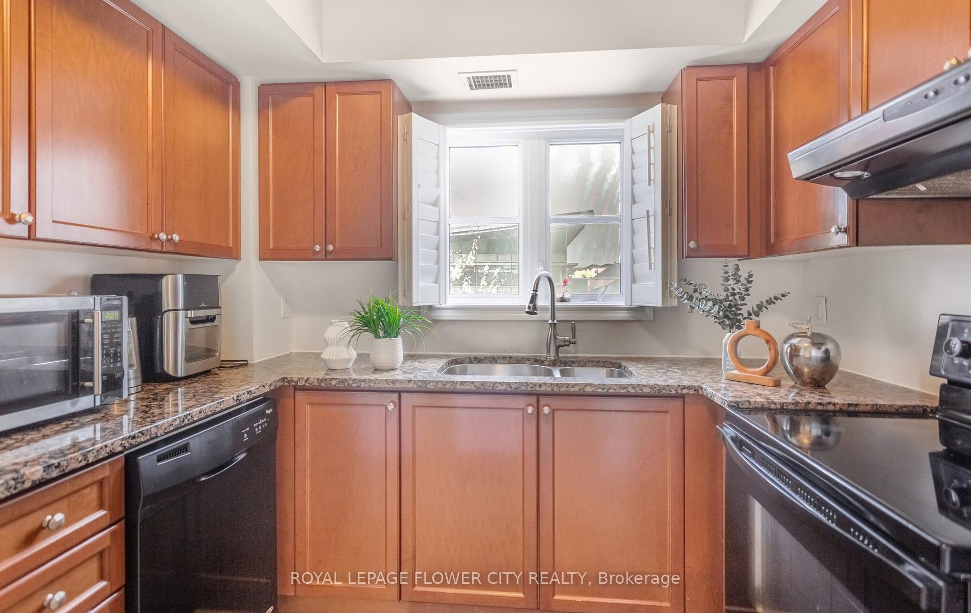 Photo 15 of Unit 204, 60 Baycliffe Crescent, Brampton, Northwest Brampton — HOMEH
