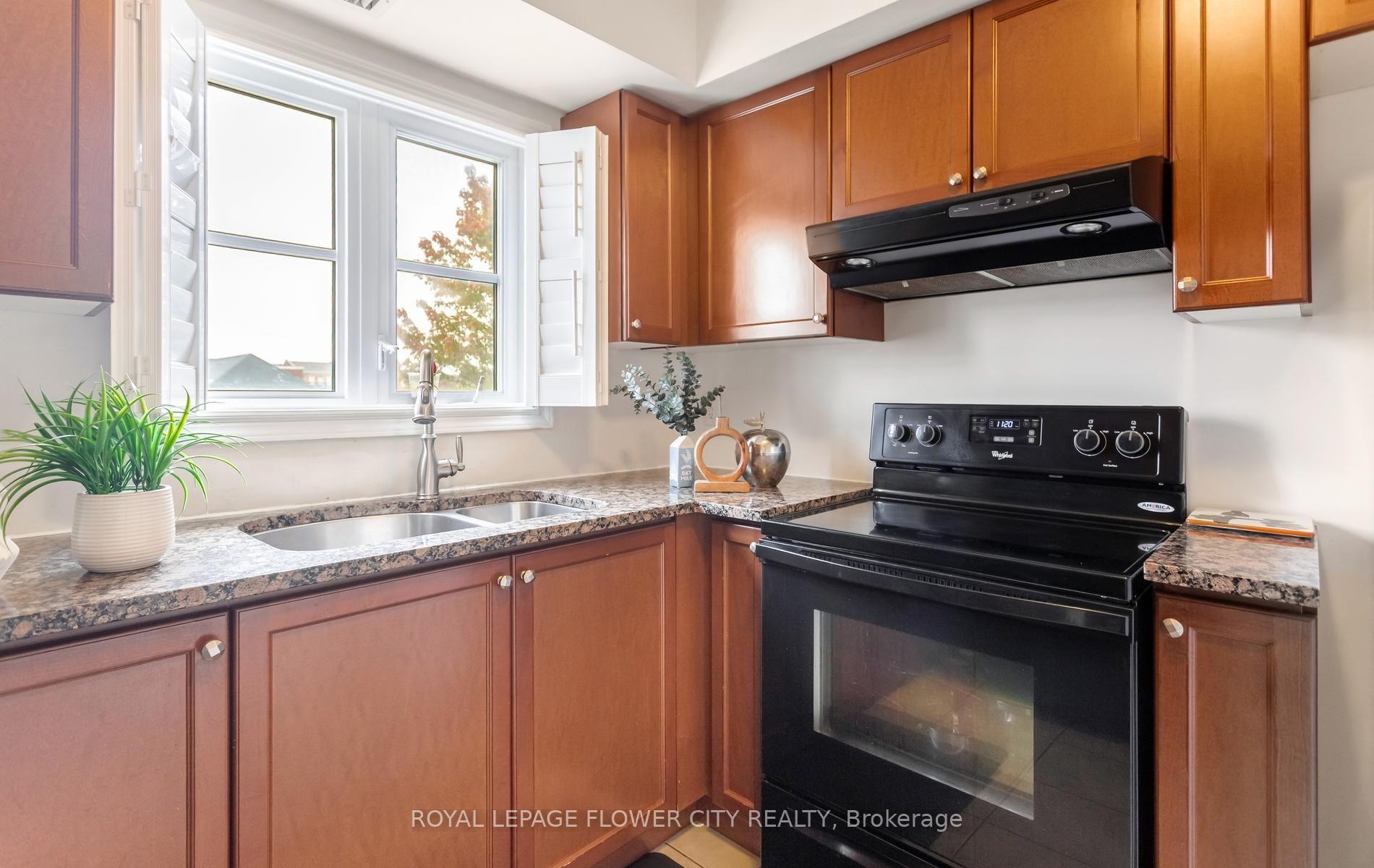 Photo 17 of Unit 204, 60 Baycliffe Crescent, Brampton, Northwest Brampton — HOMEH