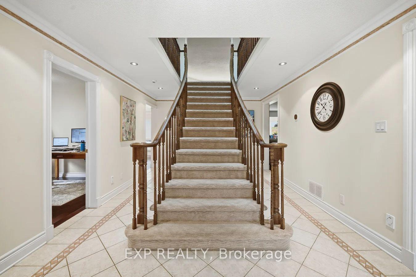 Photo 2 of 766 Lalande Terrace, Ottawa, Fallingbrook/Ridgemount — HOMEH