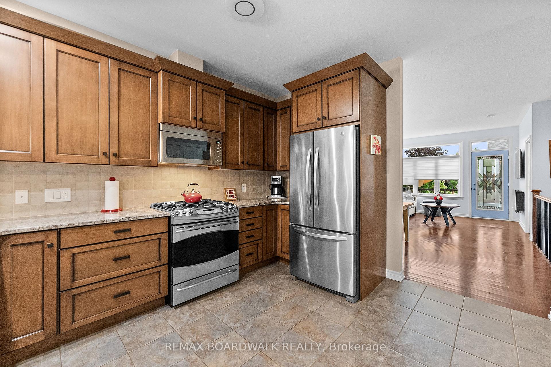 Photo 9 of 12 Royalty Way, North Grenville, North Grenville Twp (Kemptville South) — HOMEH