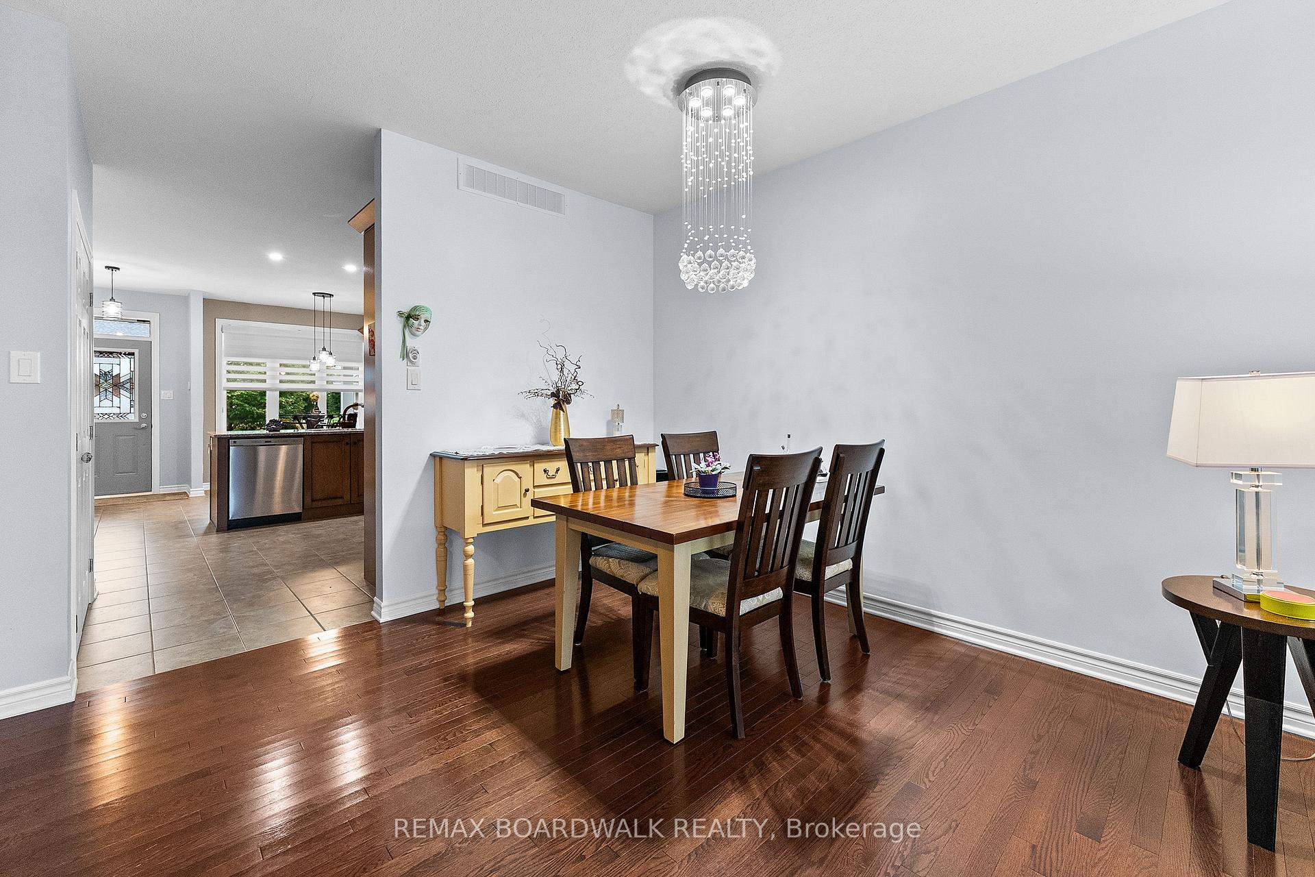 Photo 11 of 12 Royalty Way, North Grenville, North Grenville Twp (Kemptville South) — HOMEH
