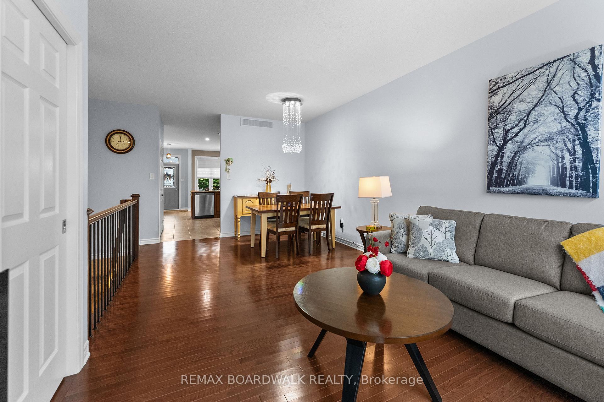 Photo 12 of 12 Royalty Way, North Grenville, North Grenville Twp (Kemptville South) — HOMEH