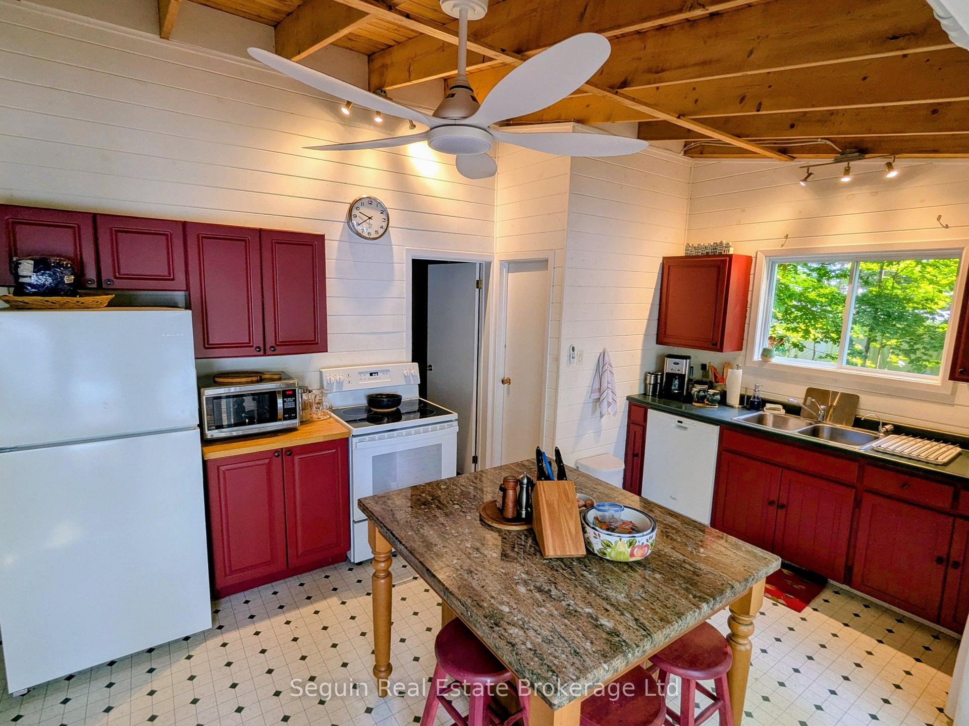 Photo 16 of 47 Deerfield Road, McKellar — HOMEH