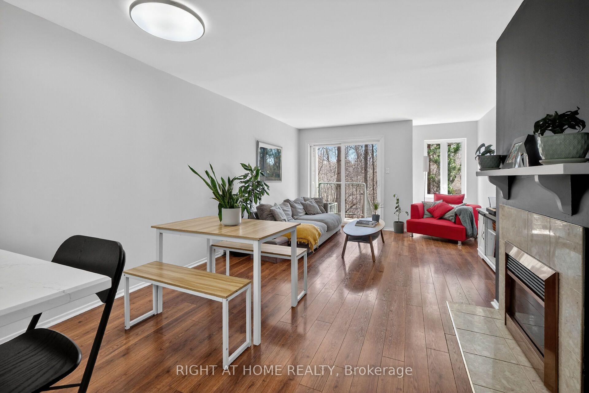 Photo 14 of 43 Crispin Private, Ottawa, Manor Park — HOMEH