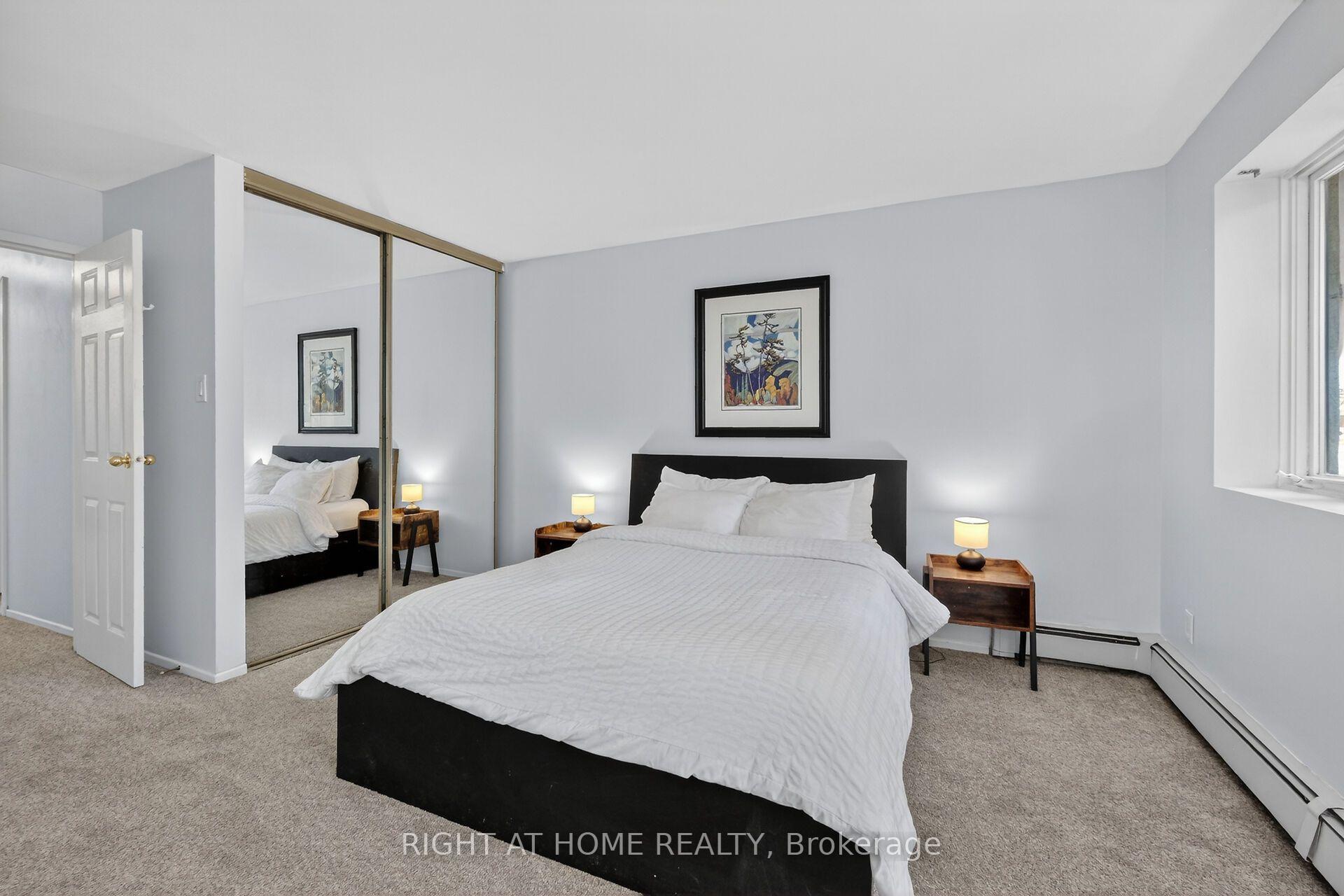Photo 38 of 43 Crispin Private, Ottawa, Manor Park — HOMEH