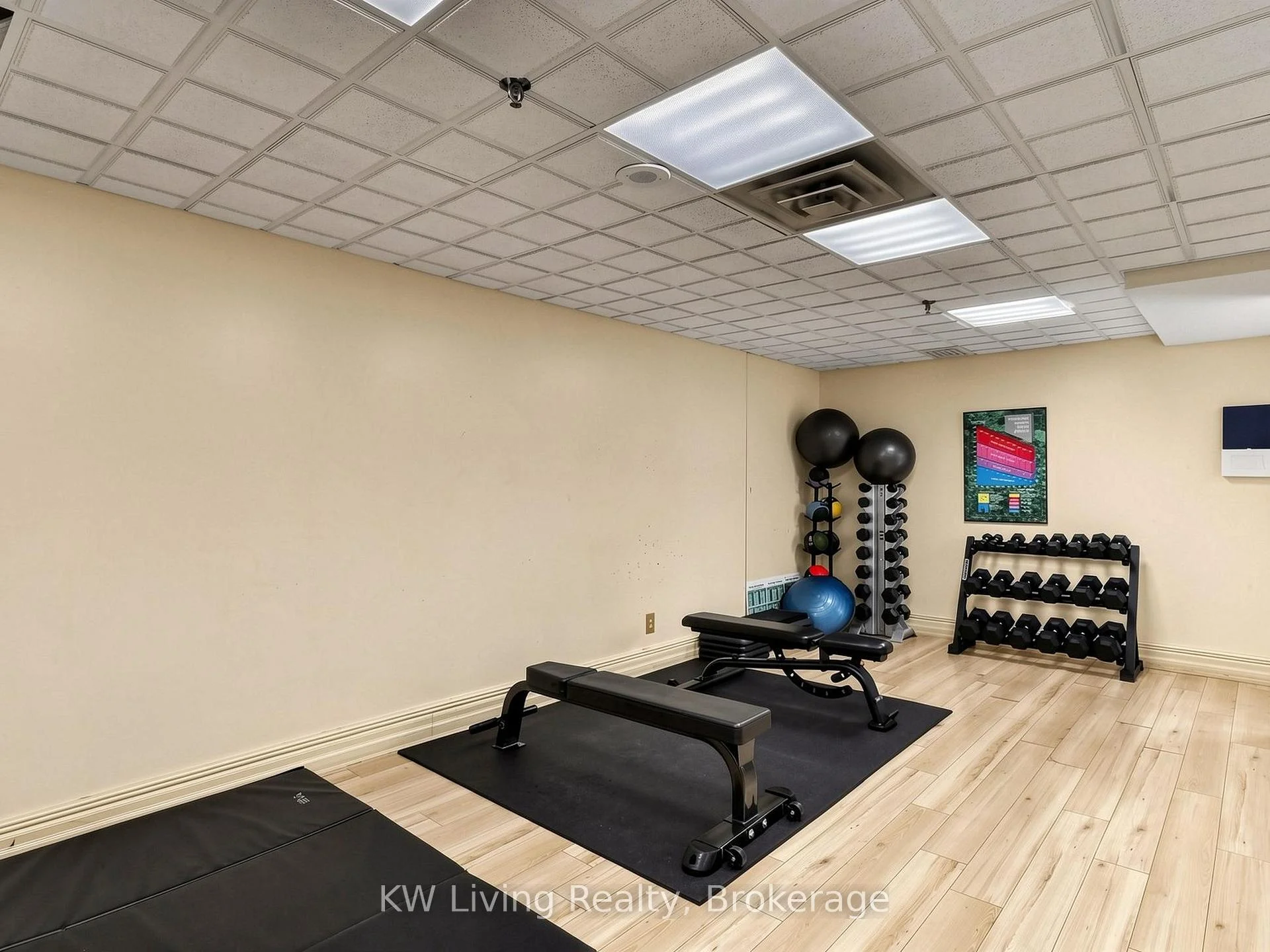 Photo 12 of Unit 811, 3605 Kariya Drive, Mississauga, City Centre — HOMEH