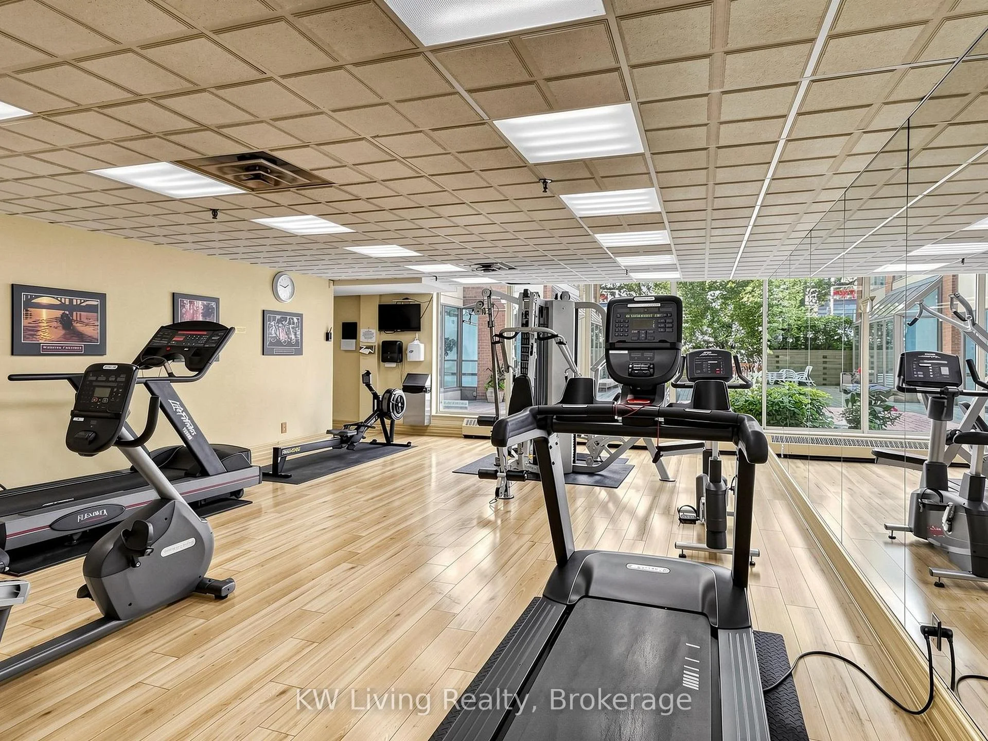 Photo 16 of Unit 811, 3605 Kariya Drive, Mississauga, City Centre — HOMEH