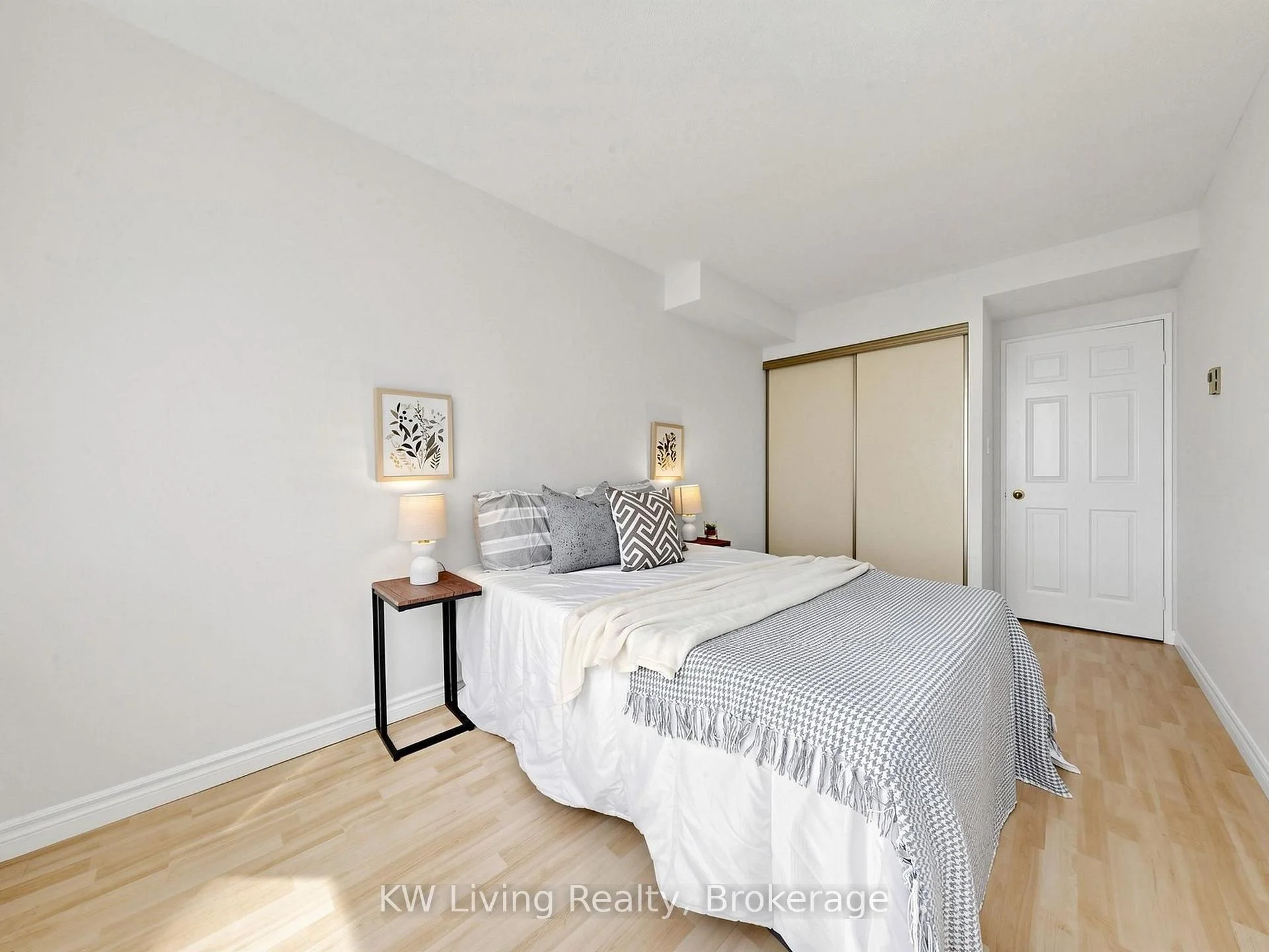 Photo 68 of Unit 811, 3605 Kariya Drive, Mississauga, City Centre — HOMEH