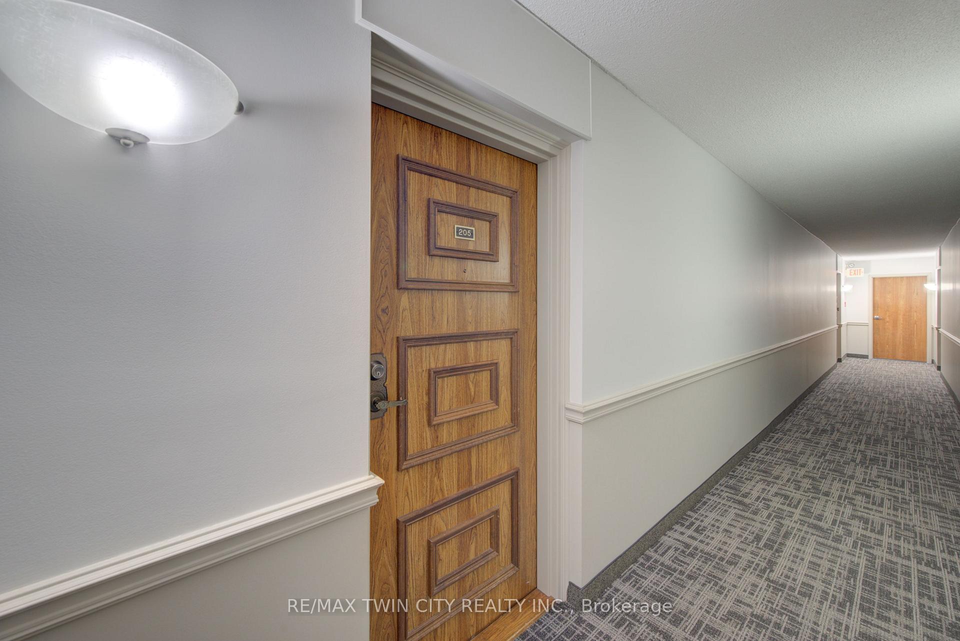 Photo 7 of Unit 205, 380 Champlain Boulevard, Cambridge, Christopher-Champlain — HOMEH