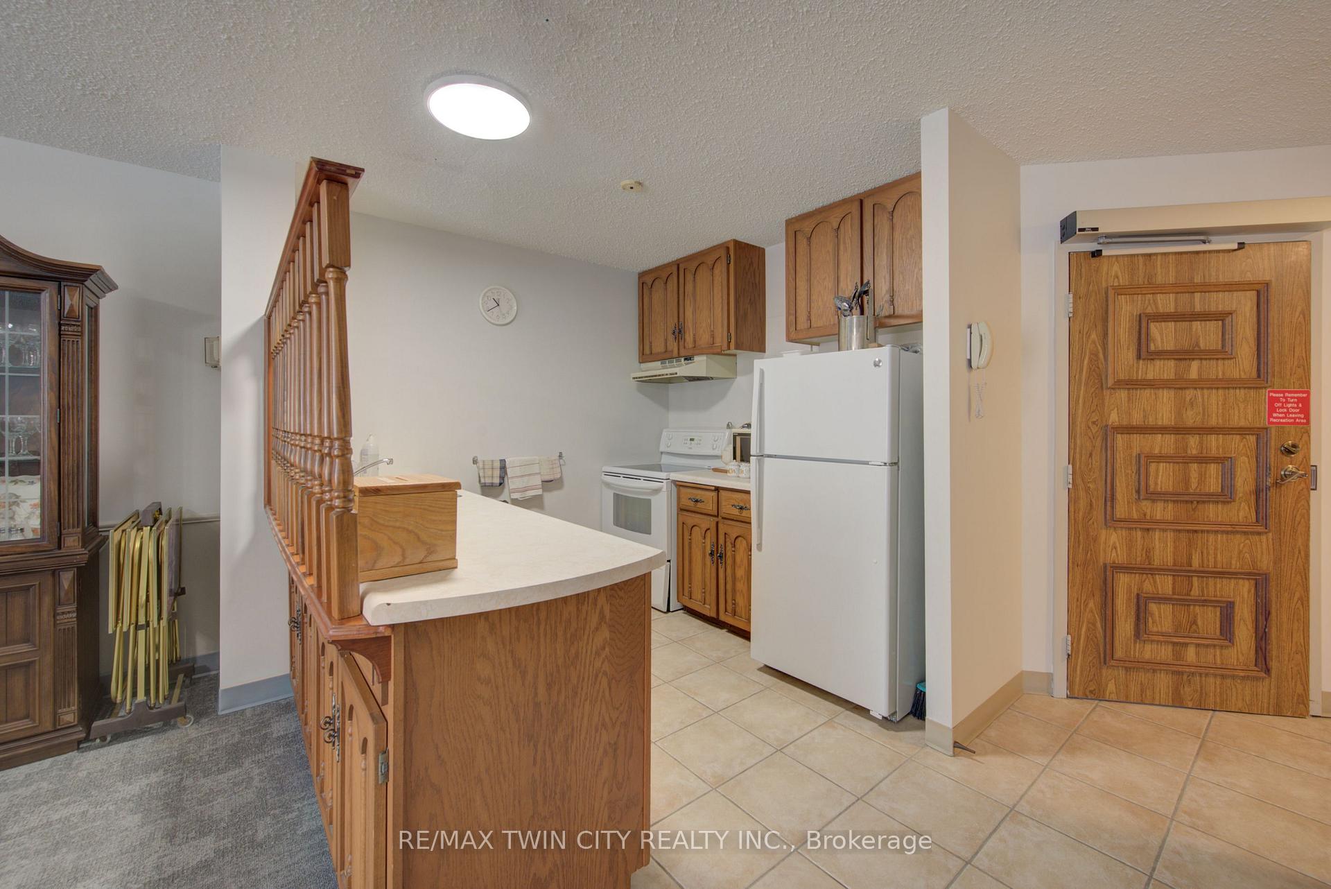 Photo 29 of Unit 205, 380 Champlain Boulevard, Cambridge, Christopher-Champlain — HOMEH