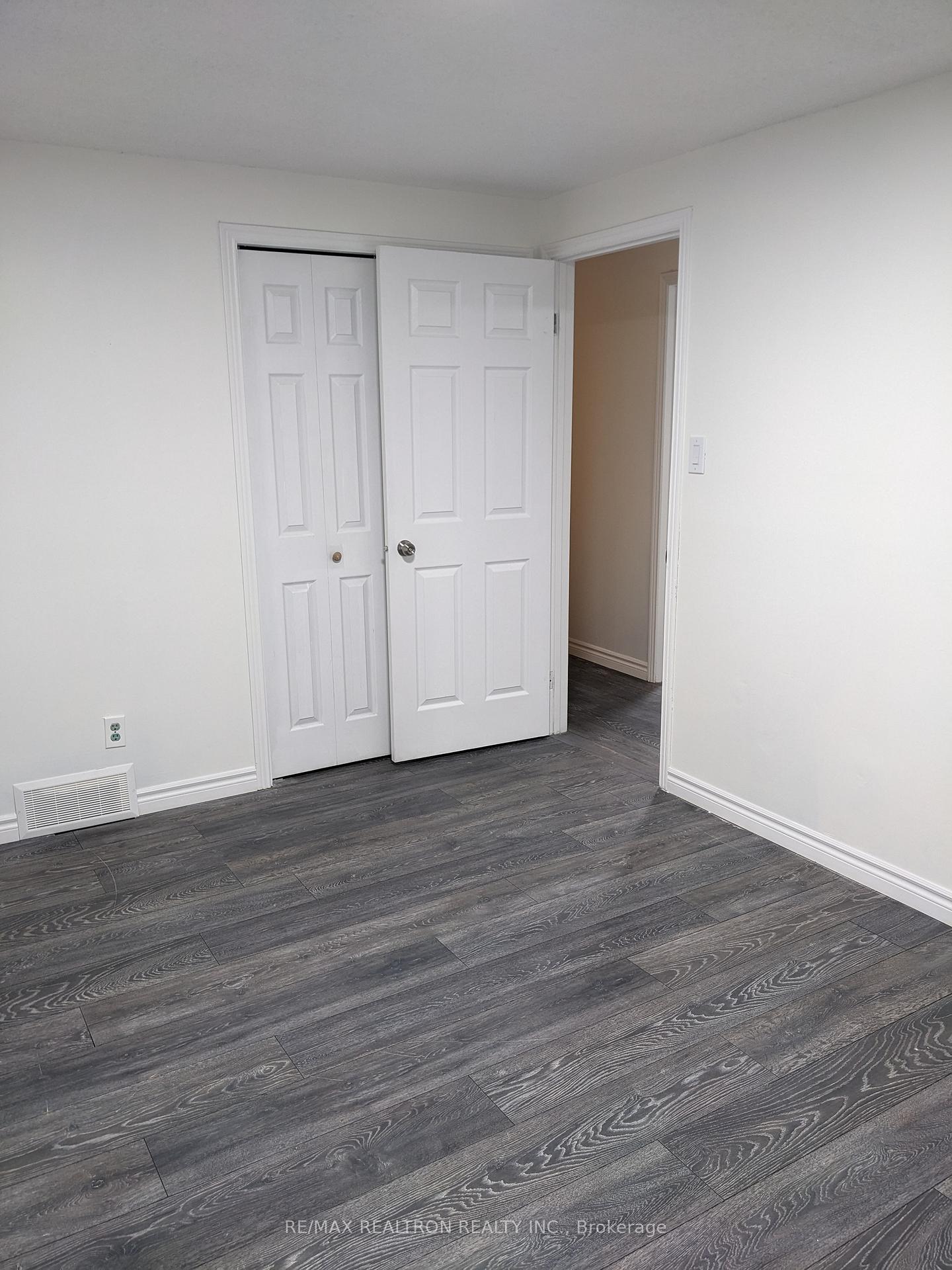 Photo 14 of 14 Windale Crescent N, Kitchener, Forest Hill — HOMEH