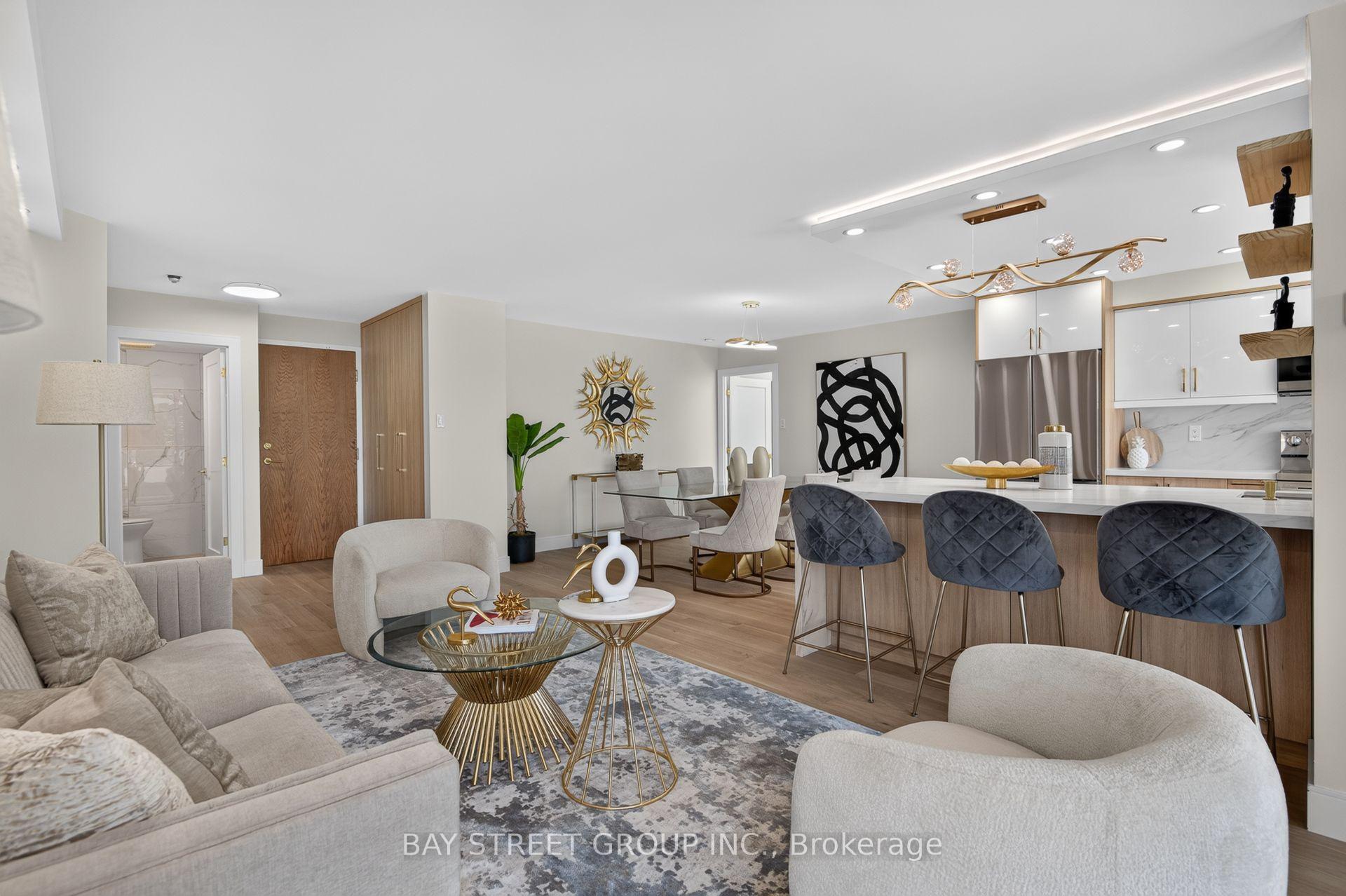 Photo 8 of Unit 506, 7250 Yonge Street, Vaughan, Crestwood-Springfarm-Yorkhill — HOMEH