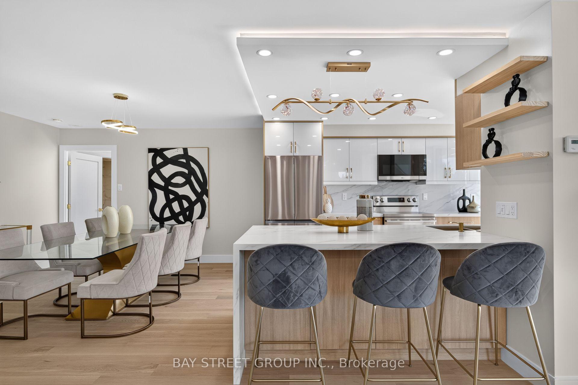 Photo 14 of Unit 506, 7250 Yonge Street, Vaughan, Crestwood-Springfarm-Yorkhill — HOMEH