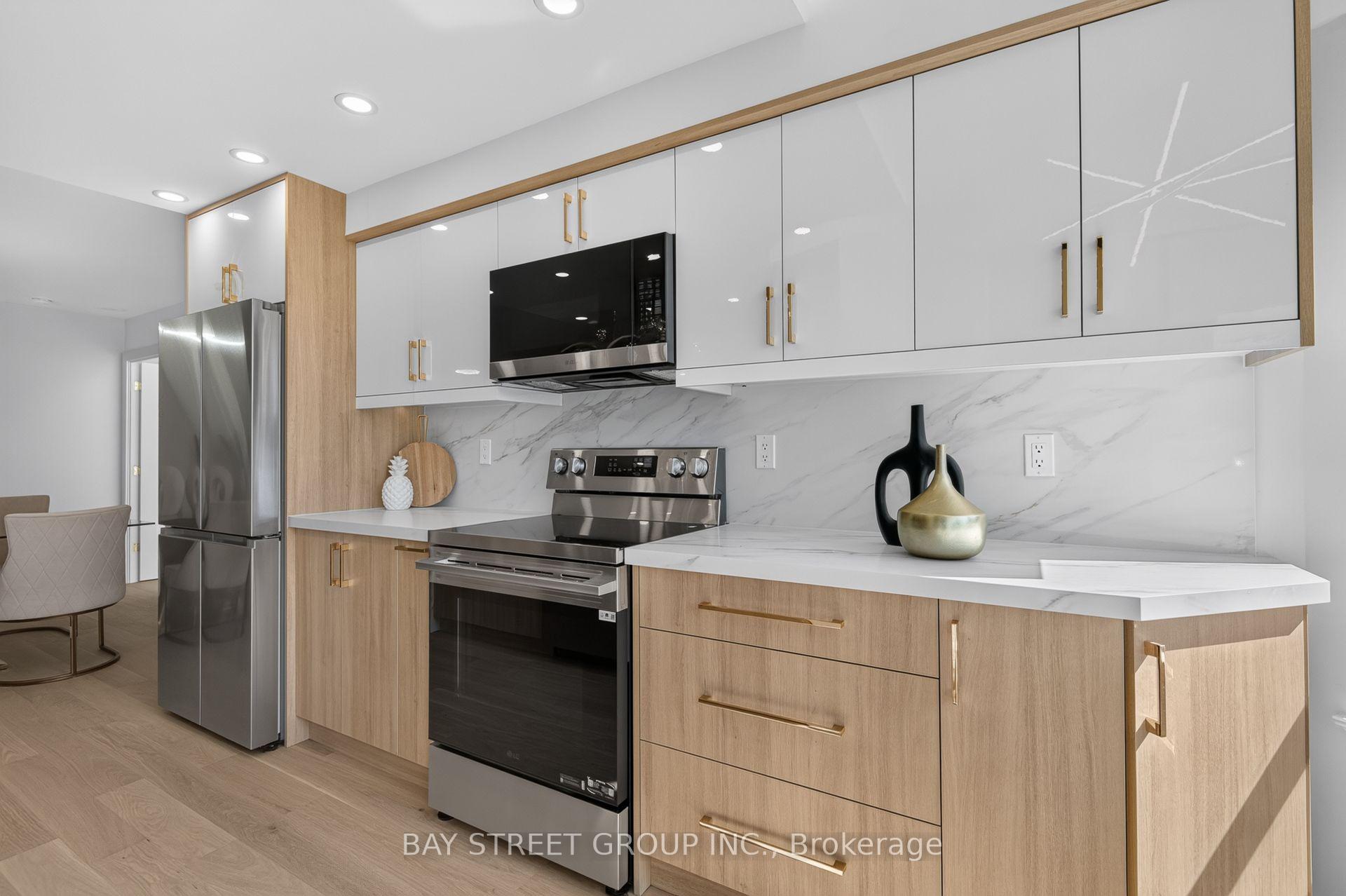 Photo 16 of Unit 506, 7250 Yonge Street, Vaughan, Crestwood-Springfarm-Yorkhill — HOMEH