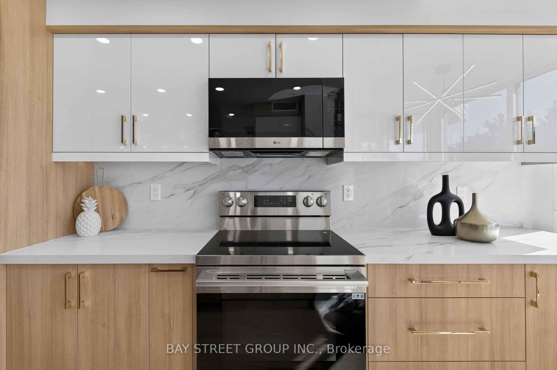 Photo 20 of Unit 506, 7250 Yonge Street, Vaughan, Crestwood-Springfarm-Yorkhill — HOMEH