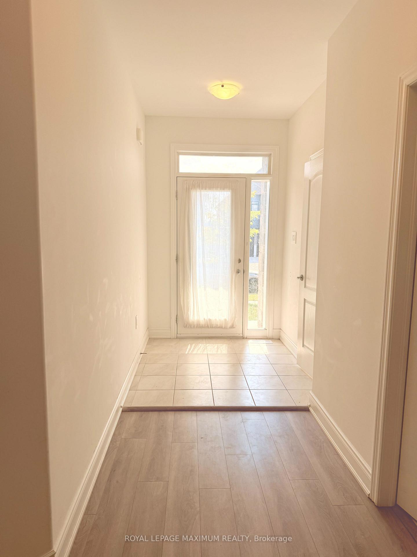 Photo 2 of 2982 Monarch Drive, Orillia — HOMEH