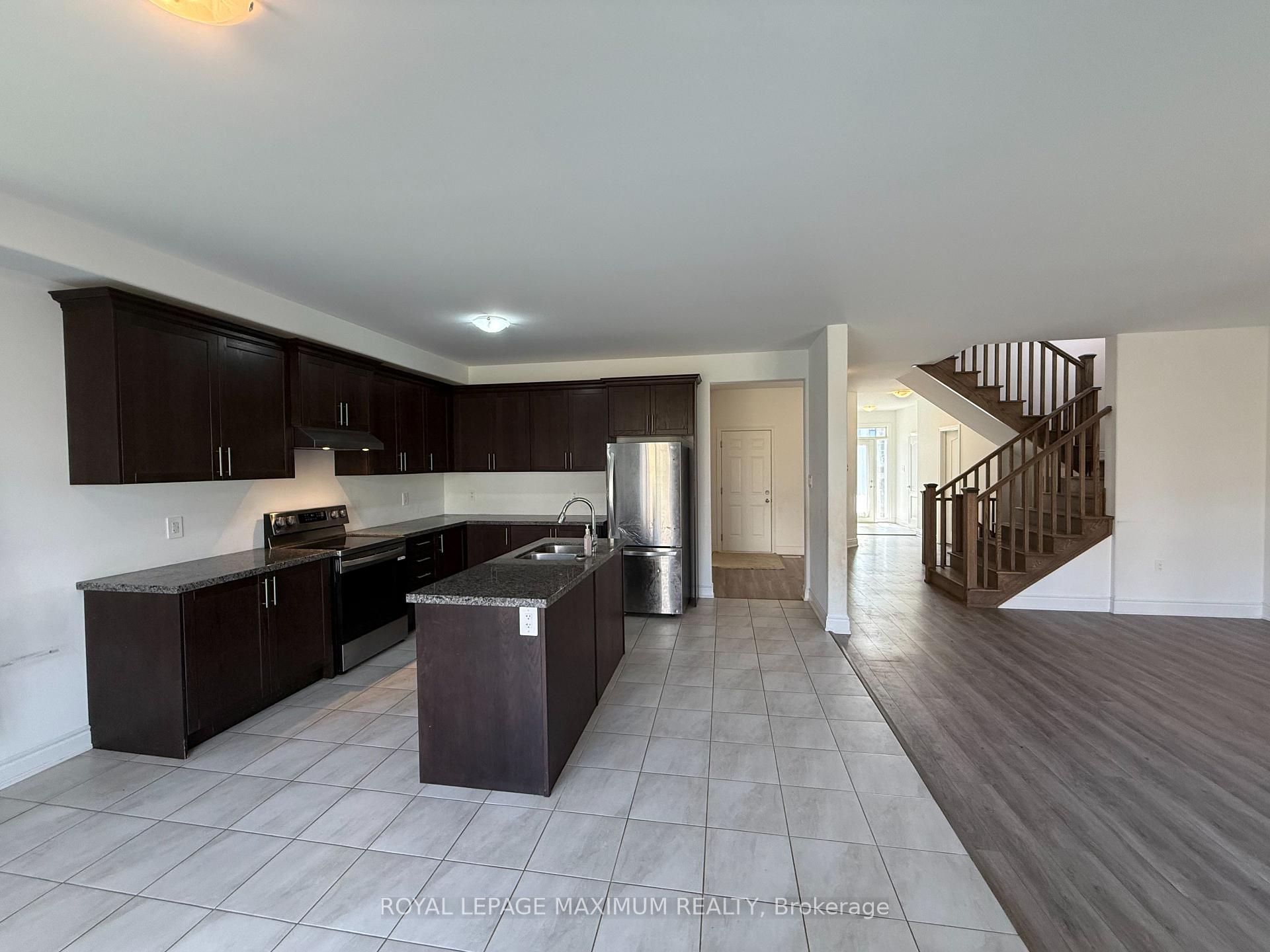 Photo 5 of 2982 Monarch Drive, Orillia — HOMEH