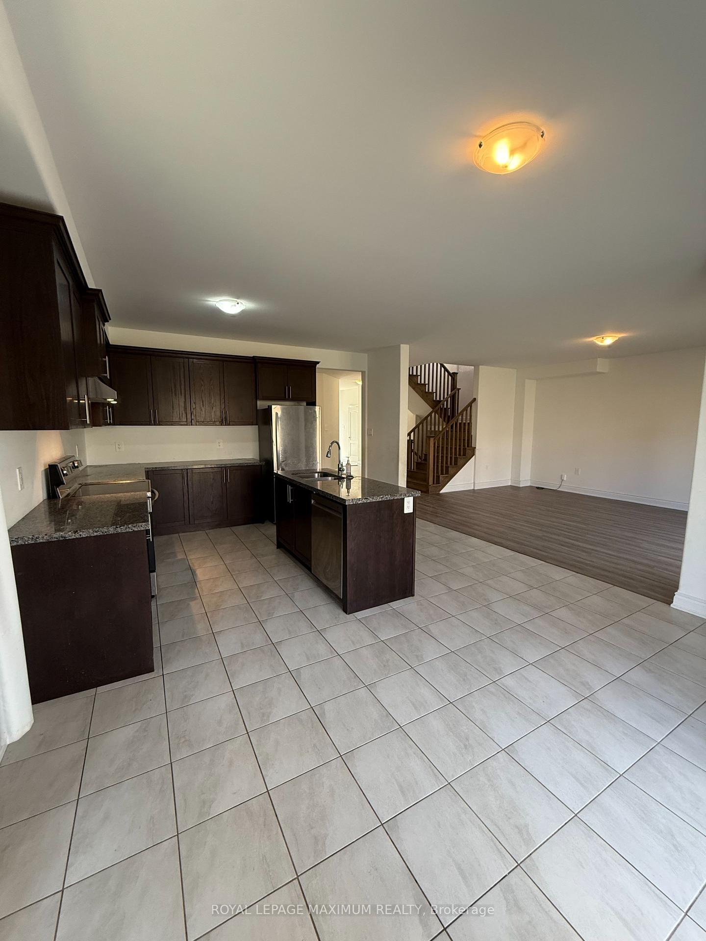 Photo 6 of 2982 Monarch Drive, Orillia — HOMEH