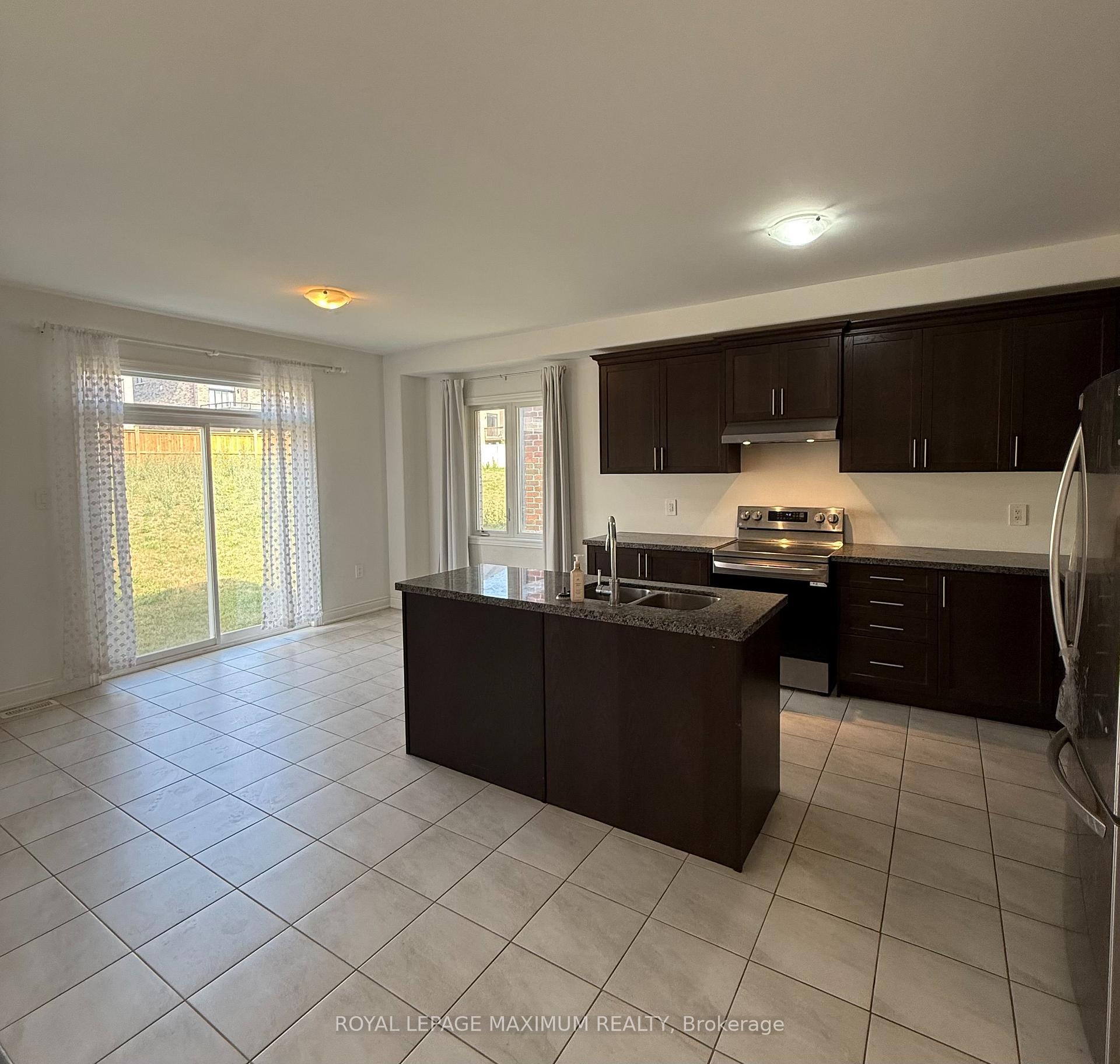 Photo 8 of 2982 Monarch Drive, Orillia — HOMEH