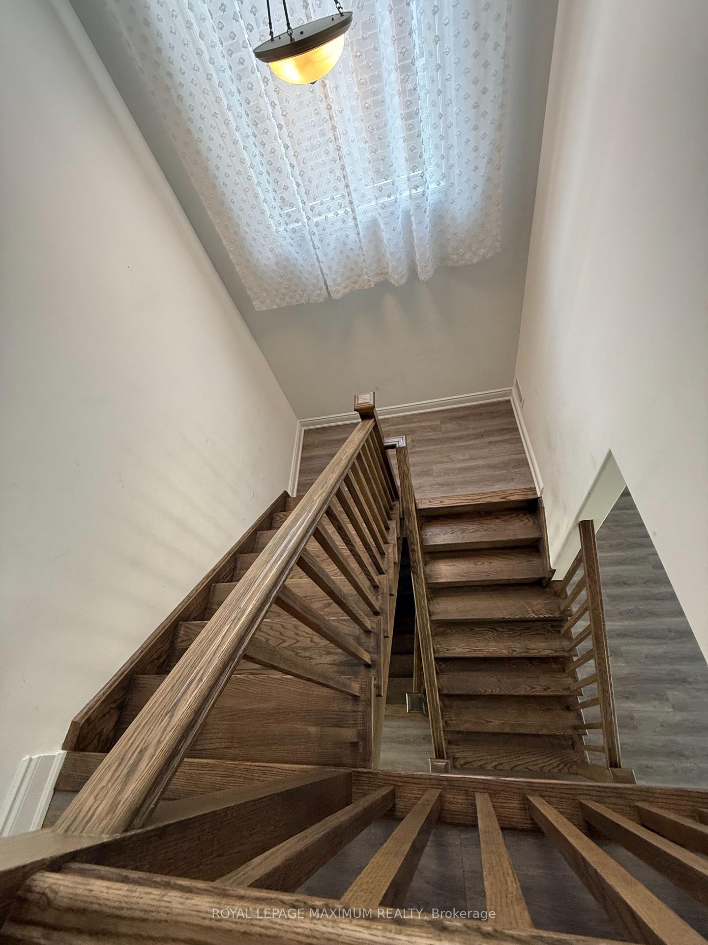 Photo 11 of 2982 Monarch Drive, Orillia — HOMEH
